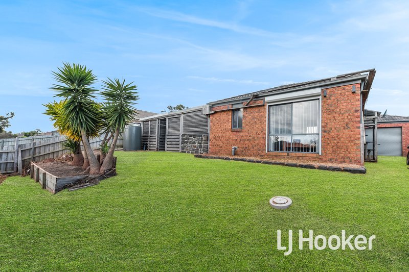 Photo - 13 Niagara Court, Hampton Park VIC 3976 - Image 11