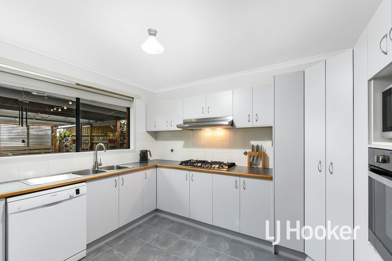 Photo - 13 Niagara Court, Hampton Park VIC 3976 - Image 16