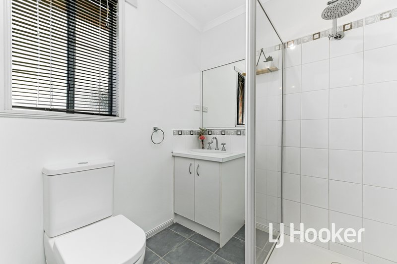 Photo - 13 Niagara Court, Hampton Park VIC 3976 - Image 18