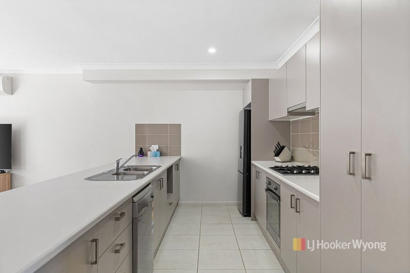 Photo - 13 Nigella Circuit, Hamlyn Terrace NSW 2259 - Image 3