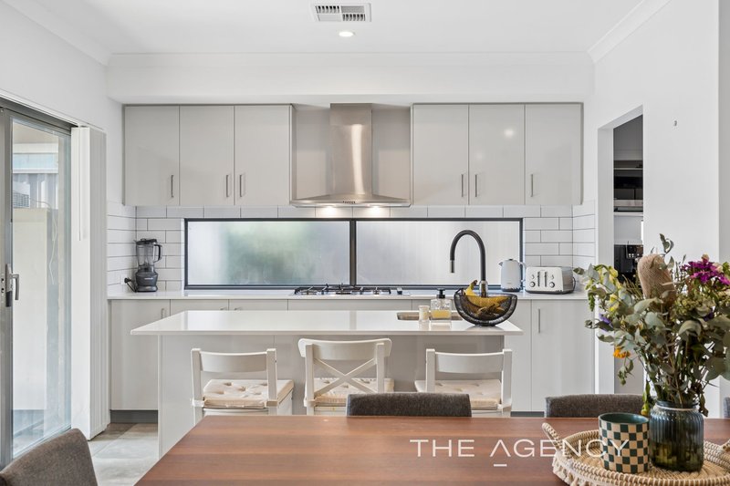Photo - 13 Nigella Street, Dayton WA 6055 - Image 2