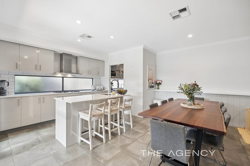 Photo - 13 Nigella Street, Dayton WA 6055 - Image 3