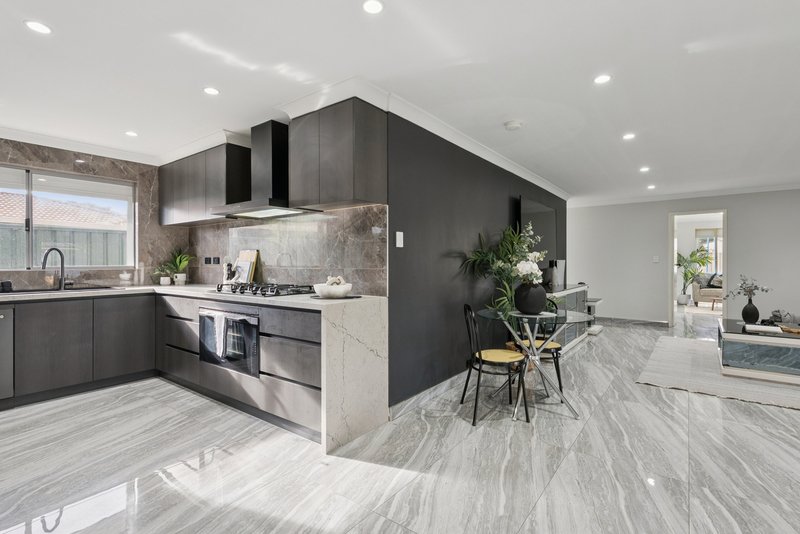 Photo - 13 Niger Place, Beechboro WA 6063 - Image 7
