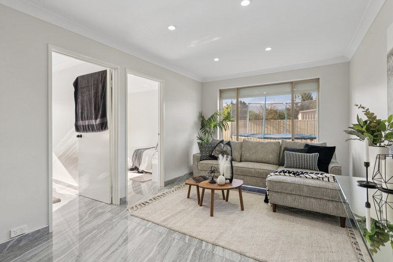 Photo - 13 Niger Place, Beechboro WA 6063 - Image 13
