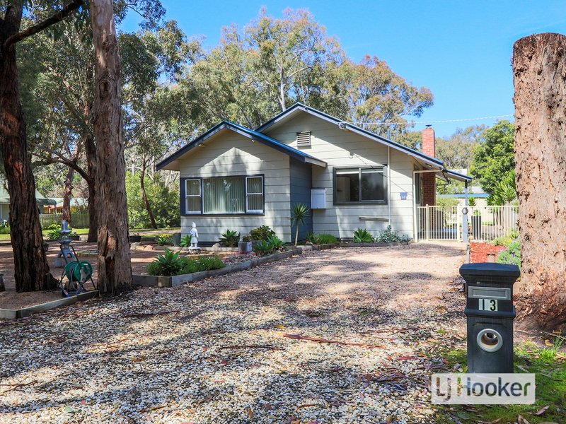 13 Ninth Parade, Raymond Island VIC 3880