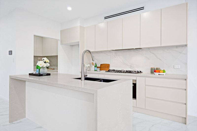 Photo - 13 Nolan Crescent, Westmead NSW 2145 - Image 6