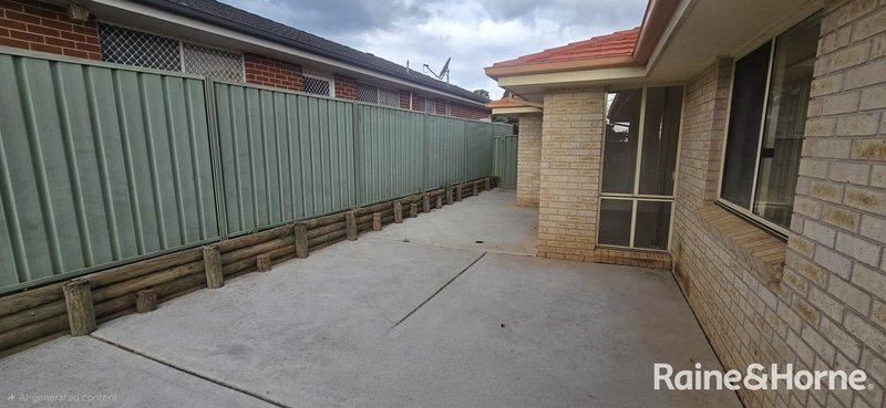 Photo - 13 Norman Dunlop Crescent, Minto NSW 2566 - Image 12