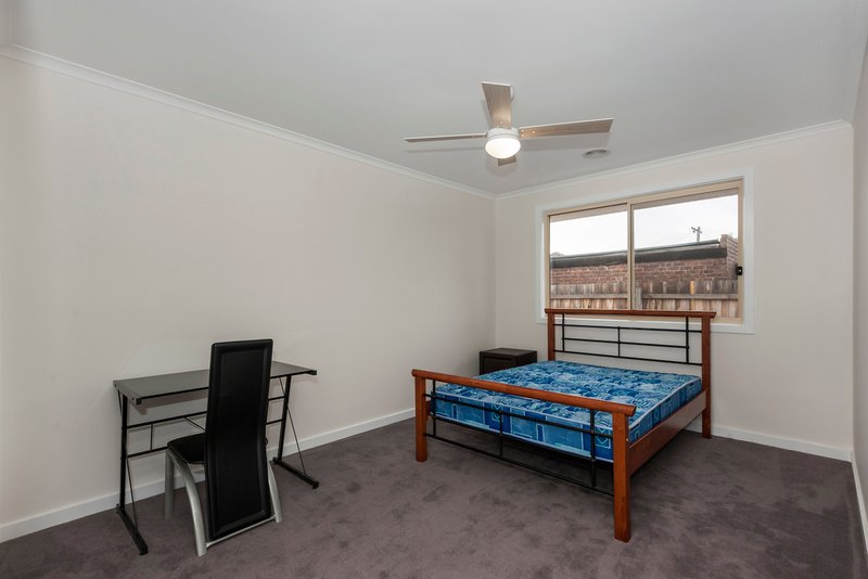 Photo - 13 Norris Crescent, Bundoora VIC 3083 - Image 6