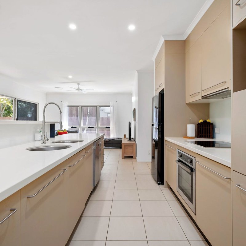 Photo - 13 North Beach Place, Mudjimba QLD 4564 - Image 3