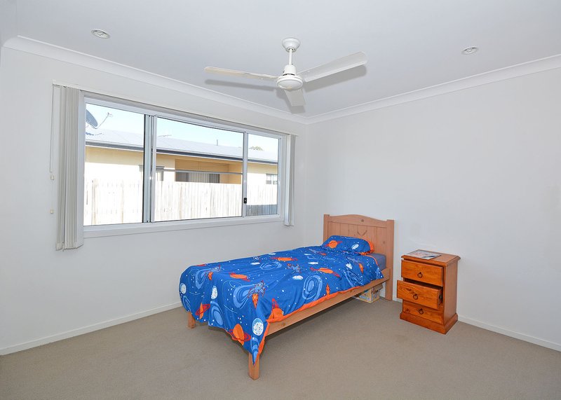 Photo - 13 Northshore Ave , Toogoom QLD 4655 - Image 12