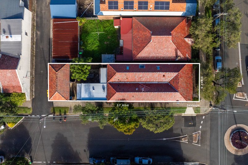 Photo - 13 Northumberland Avenue, Stanmore NSW 2048 - Image 10