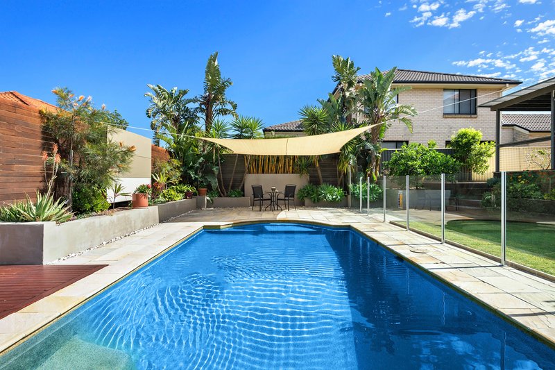 Photo - 13 Northwood Place, Castle Hill NSW 2154 - Image 12