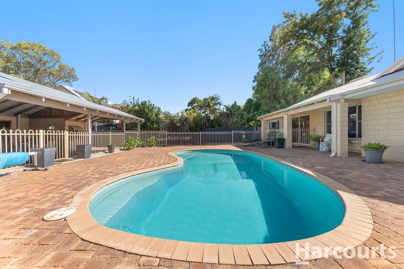 Photo - 13 Norton Avenue, Coodanup WA 6210 - Image 15