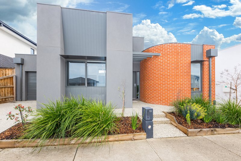 Photo - 13 Notch Road, Sunbury VIC 3429 - Image 17