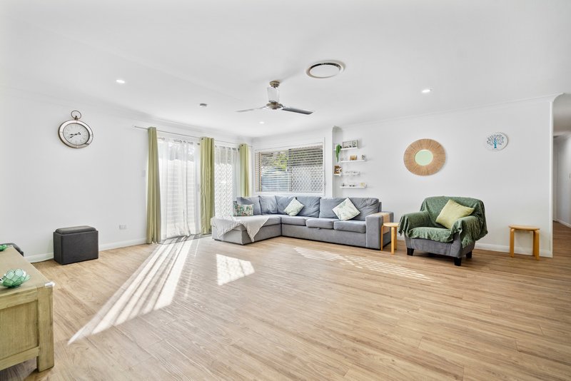 Photo - 13 Nottinghill Street, Birkdale QLD 4159 - Image 2