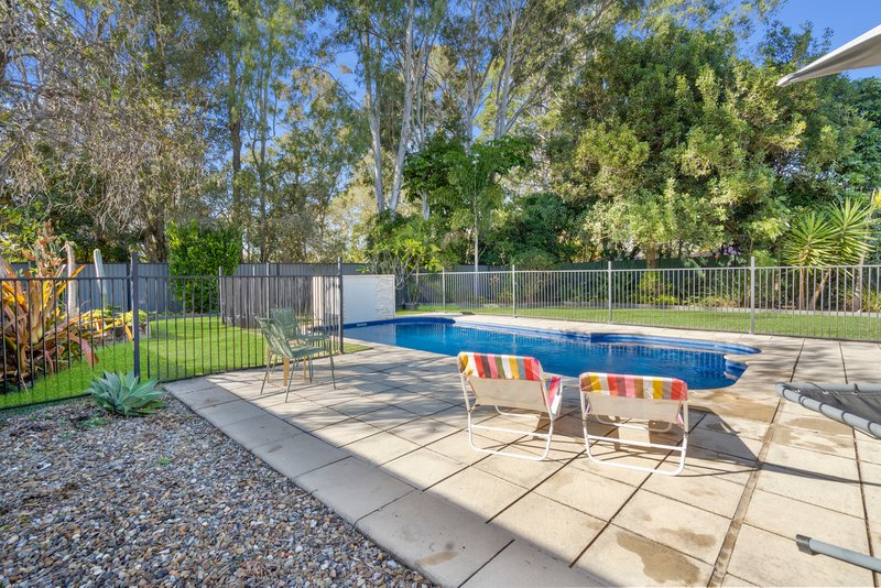 Photo - 13 Nottinghill Street, Birkdale QLD 4159 - Image 17