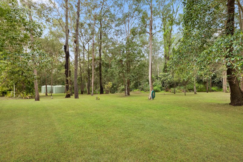 Photo - 13 Nullamanna Road, Camp Mountain QLD 4520 - Image 15