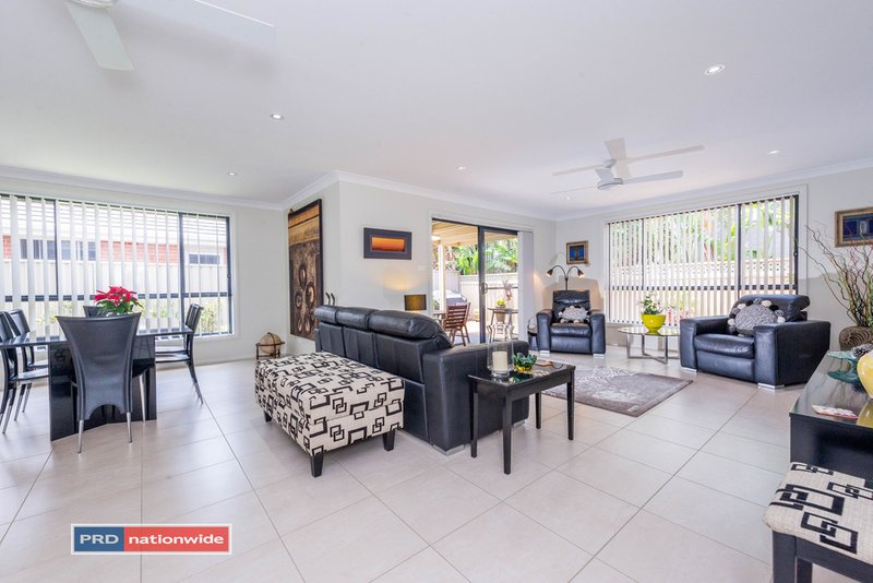 Photo - 13 Oasis Close, Soldiers Point NSW 2317 - Image 3