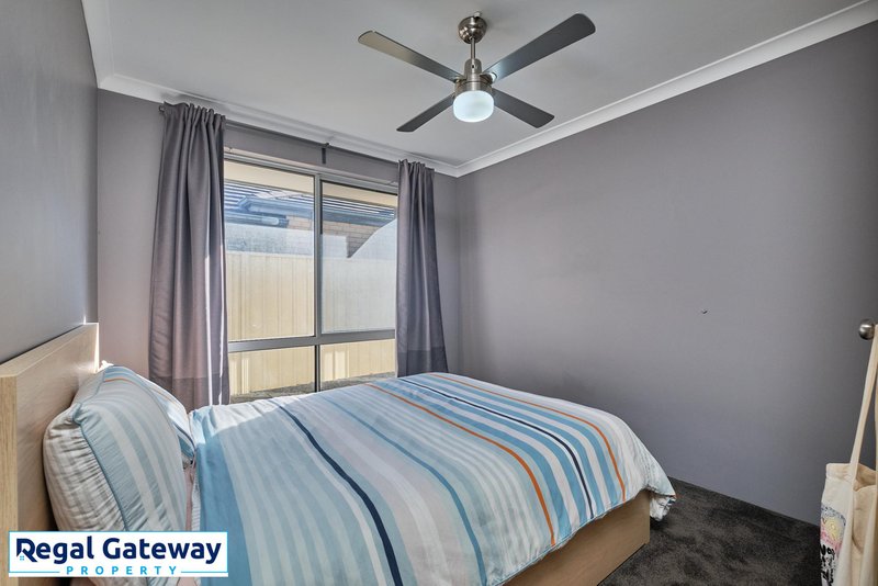 Photo - 13 Observatory Avenue, Aubin Grove WA 6164 - Image 8