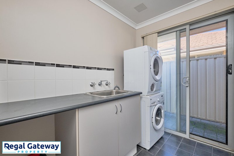 Photo - 13 Observatory Avenue, Aubin Grove WA 6164 - Image 11