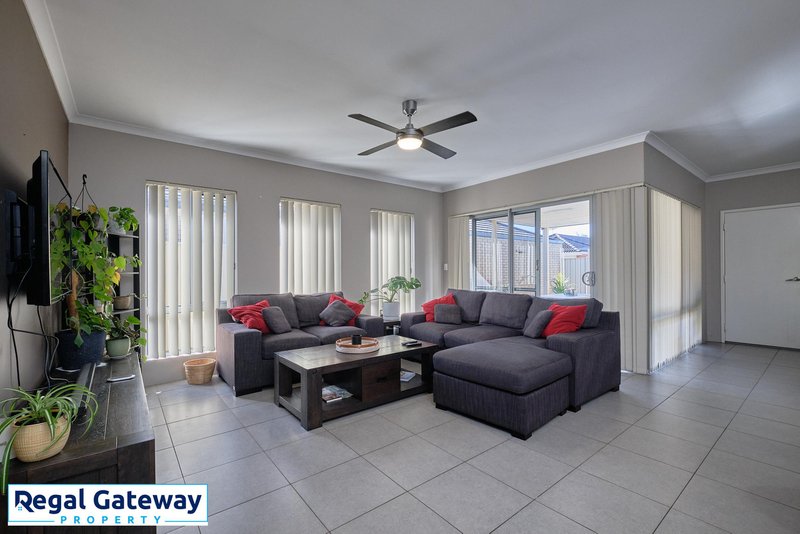 Photo - 13 Observatory Avenue, Aubin Grove WA 6164 - Image 18