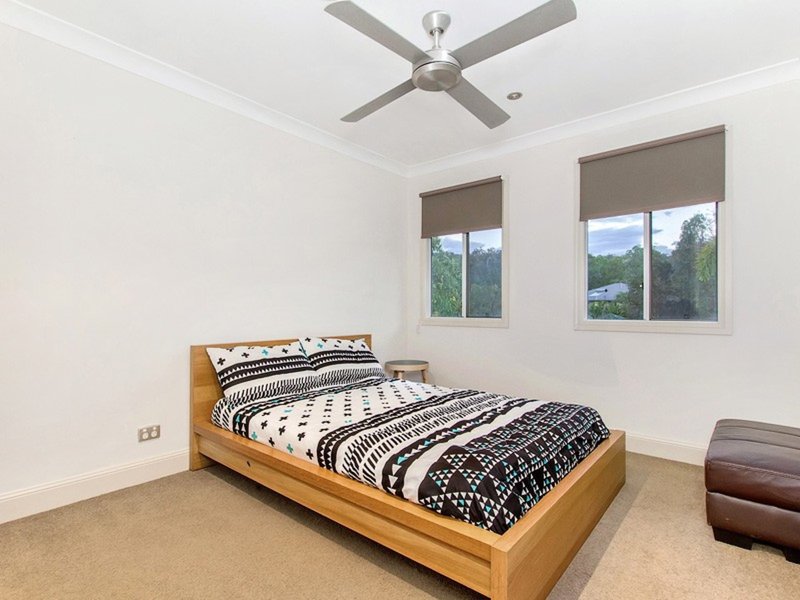 Photo - 13 Observatory Drive, Reedy Creek QLD 4227 - Image 15