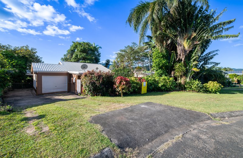 Photo - 13 O'Hanlon Crescent, Mount Julian QLD 4800 - Image 16