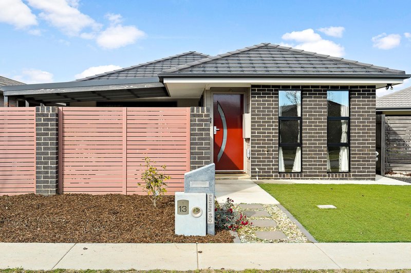 13 Olga Masters Street, Franklin ACT 2913