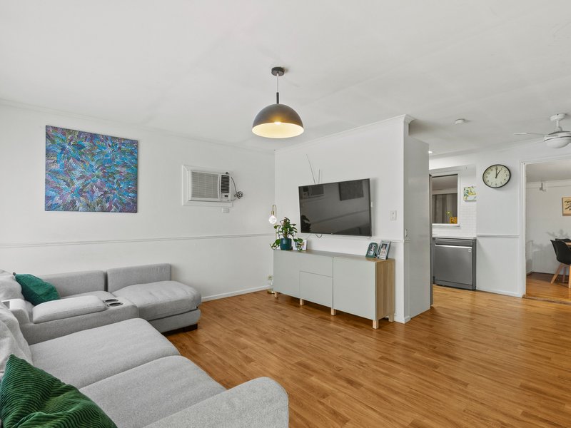 Photo - 13 Ormiston Road, Morphett Vale SA 5162 - Image 3