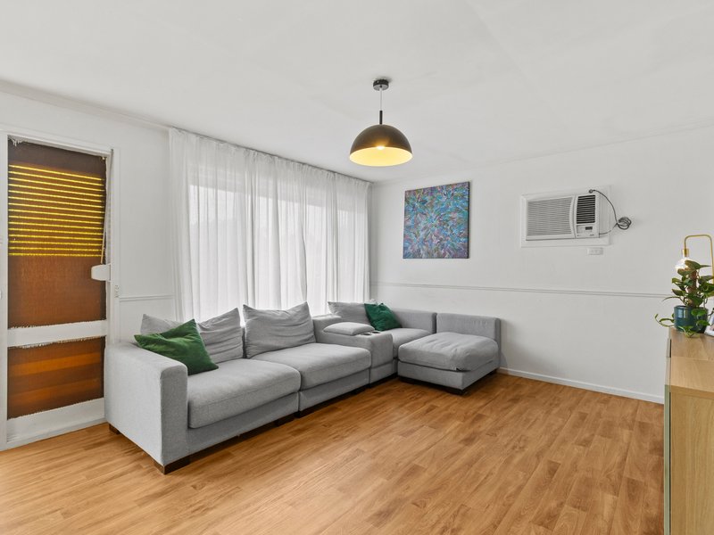 Photo - 13 Ormiston Road, Morphett Vale SA 5162 - Image 4