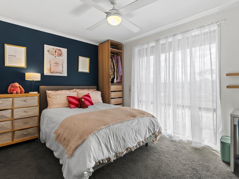 Photo - 13 Ormiston Road, Morphett Vale SA 5162 - Image 11