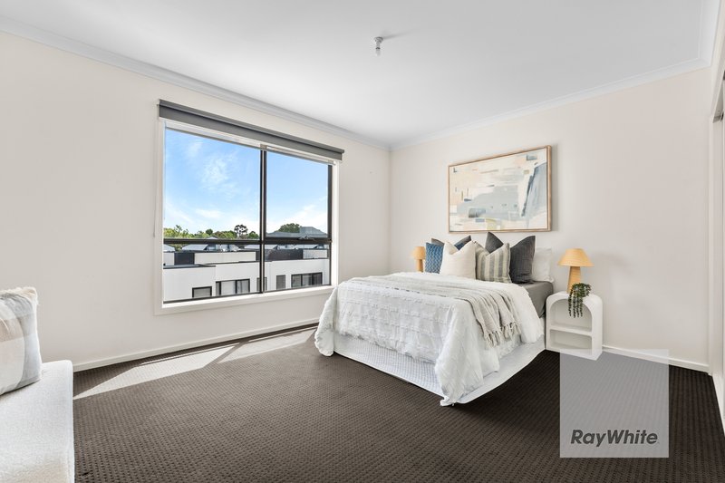 Photo - 13 Ormond Boulevard, Bundoora VIC 3083 - Image 9