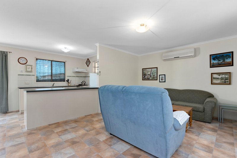 Photo - 13 Osprey Street, Port Julia SA 5580 - Image 7