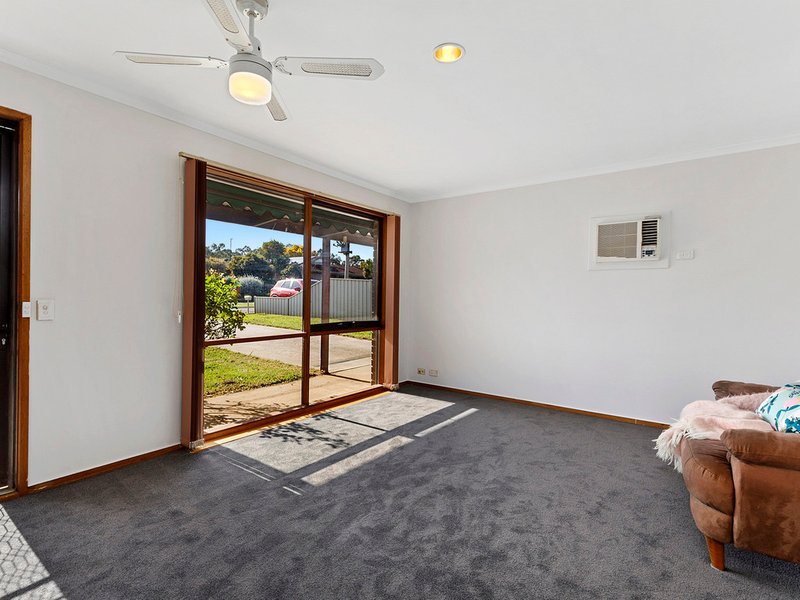 Photo - 13 O'Sullivan Road, Seymour VIC 3660 - Image 6