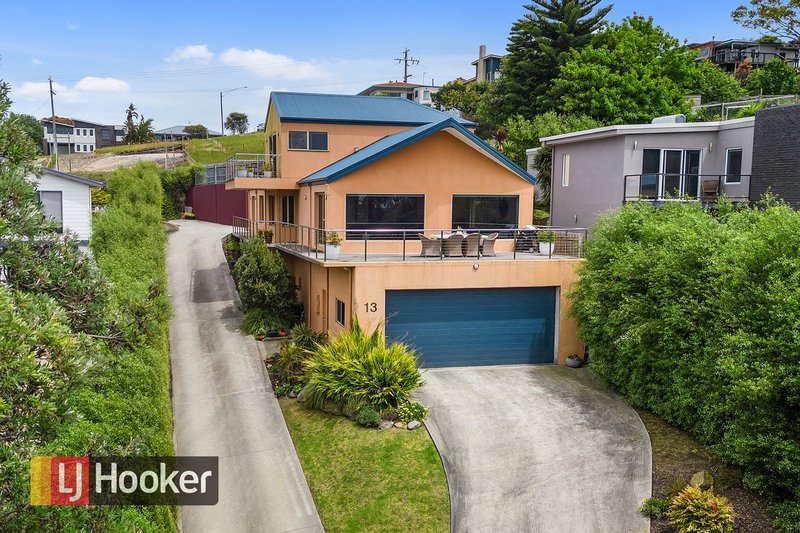 Photo - 13 Outlook Avenue, Lakes Entrance VIC 3909 - Image 3