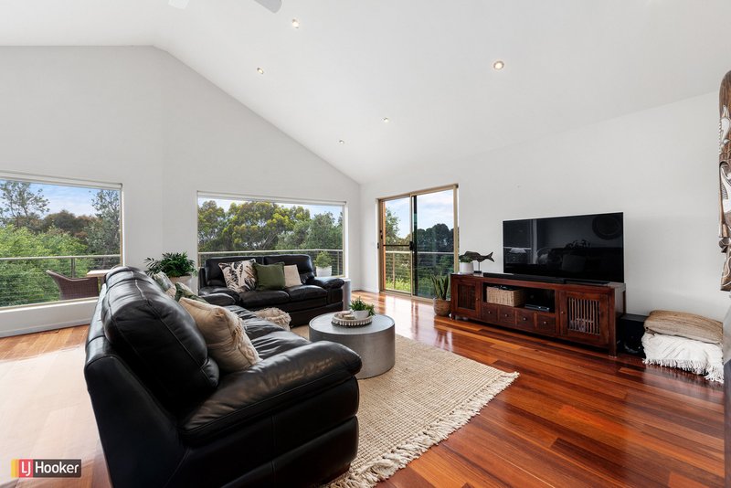 Photo - 13 Outlook Avenue, Lakes Entrance VIC 3909 - Image 8