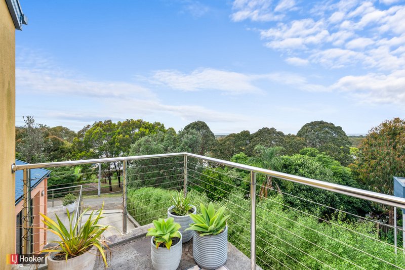 Photo - 13 Outlook Avenue, Lakes Entrance VIC 3909 - Image 16