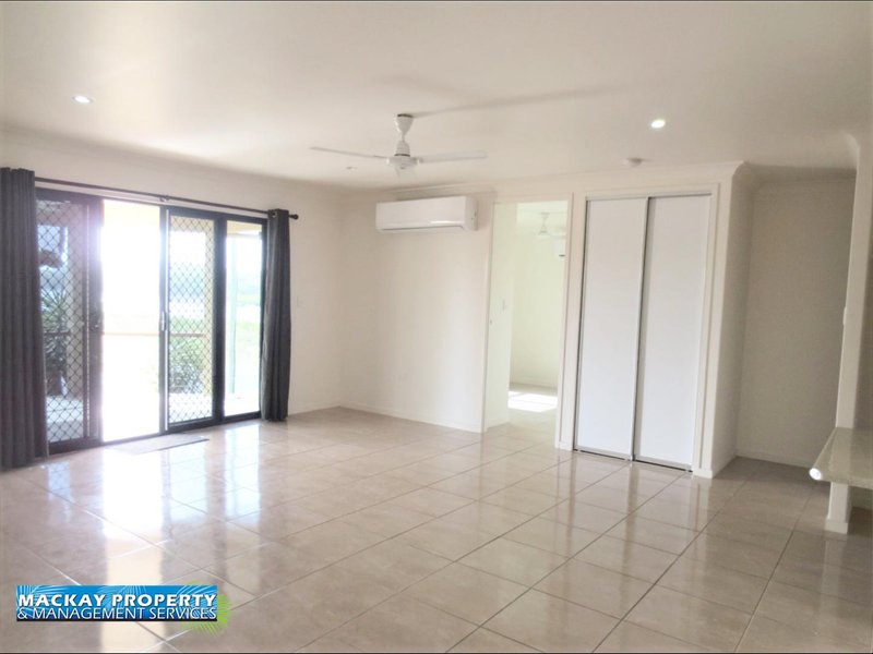 Photo - 13 Pacific Drive, Hay Point QLD 4740 - Image 3