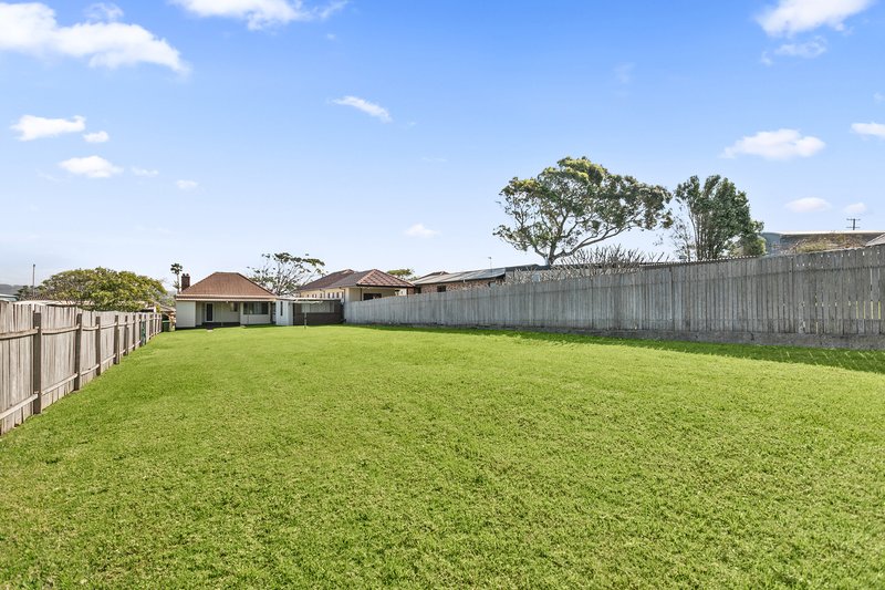 Photo - 13 Parker Street, Port Kembla NSW 2505 - Image 8