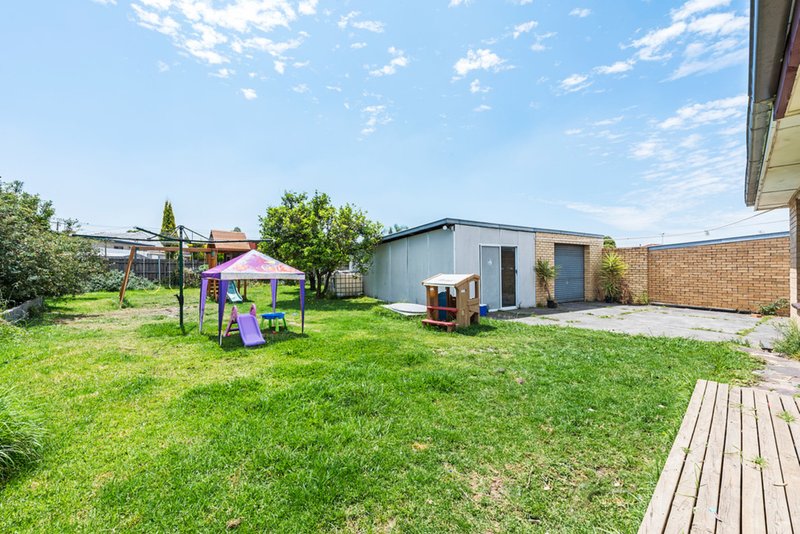 Photo - 13 Parkmore Road, Keysborough VIC 3173 - Image 7