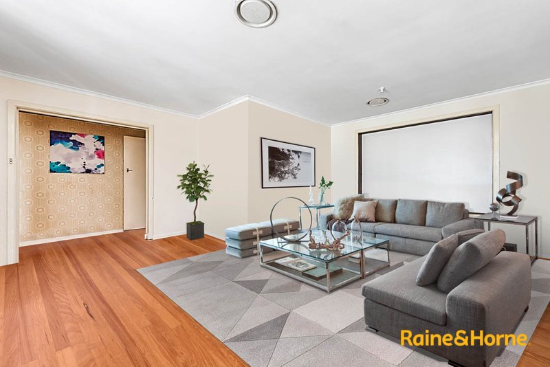 Photo - 13 Parkmore Road, Keysborough VIC 3173 - Image 3