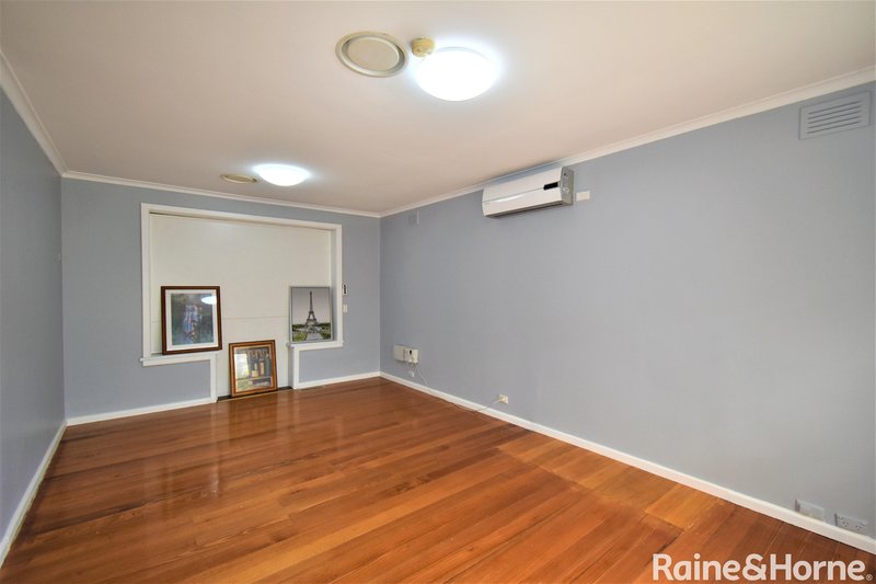 Photo - 13 Parkmore Road, Keysborough VIC 3173 - Image 12