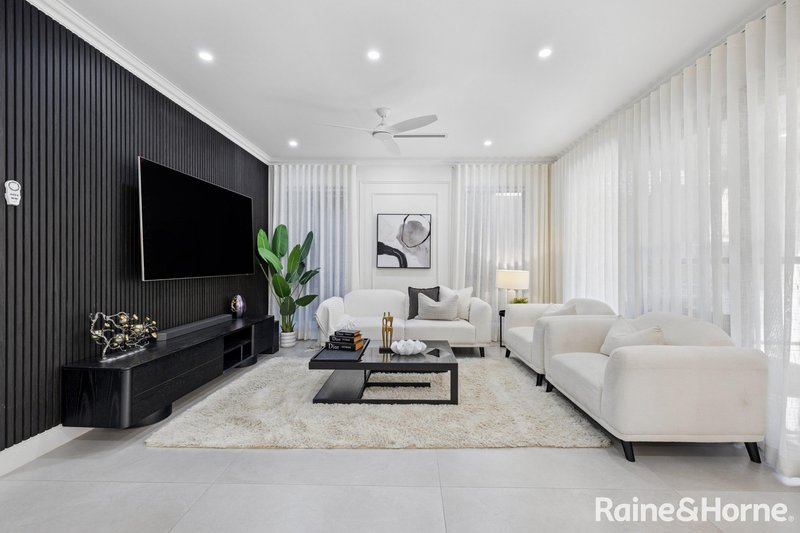 Photo - 13 Parkside Avenue (Rouse Hill Heights) , Box Hill NSW 2765 - Image 2
