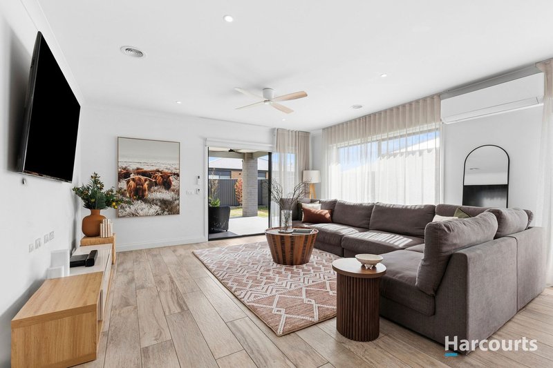 Photo - 13 Pathfield Street, Corio VIC 3214 - Image 3