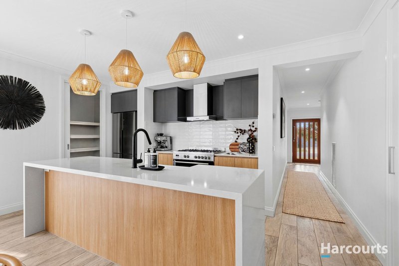 Photo - 13 Pathfield Street, Corio VIC 3214 - Image 4
