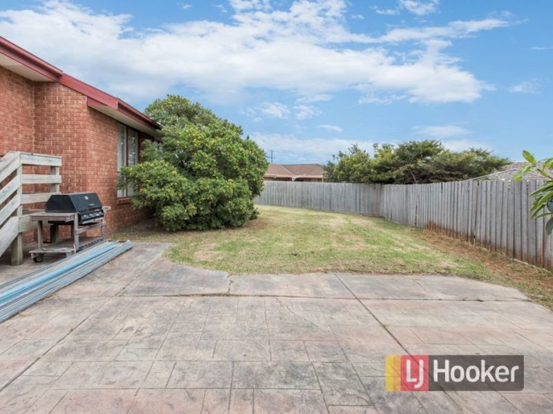 Photo - 13 Patricia Court, Hampton Park VIC 3976 - Image 15