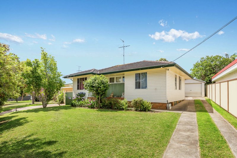 Photo - 13 Patterson Road, Lalor Park NSW 2147 - Image 4