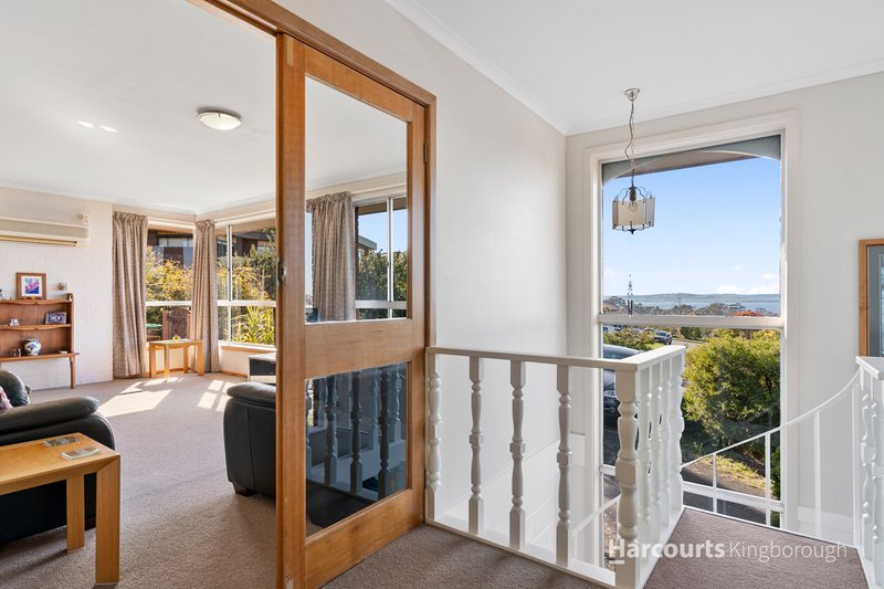 Photo - 13 Pearl Place, Blackmans Bay TAS 7052 - Image 4