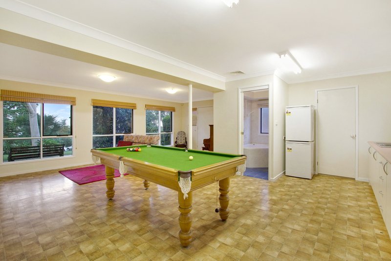 Photo - 13 Pecks Road, Kurrajong Heights NSW 2758 - Image 3