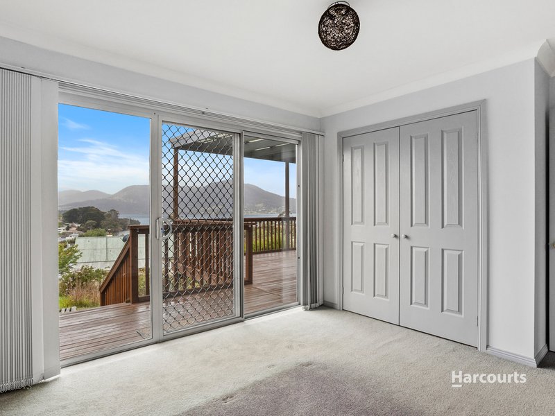 Photo - 13 Pekurn Crescent, Berriedale TAS 7011 - Image 8